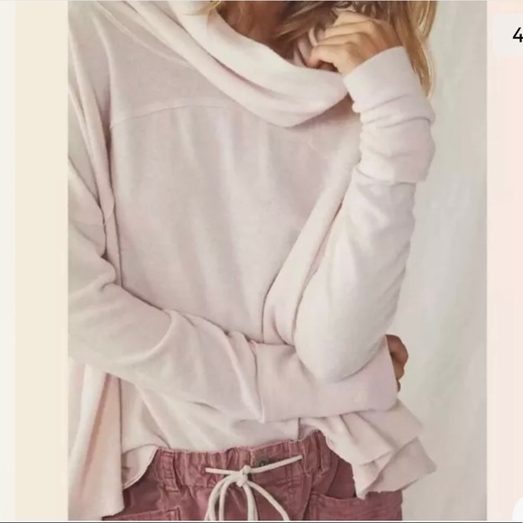 Free people NWT Cozy Time Funnel Pullover in Au Natural
Free People size S - Picture 2 of 7